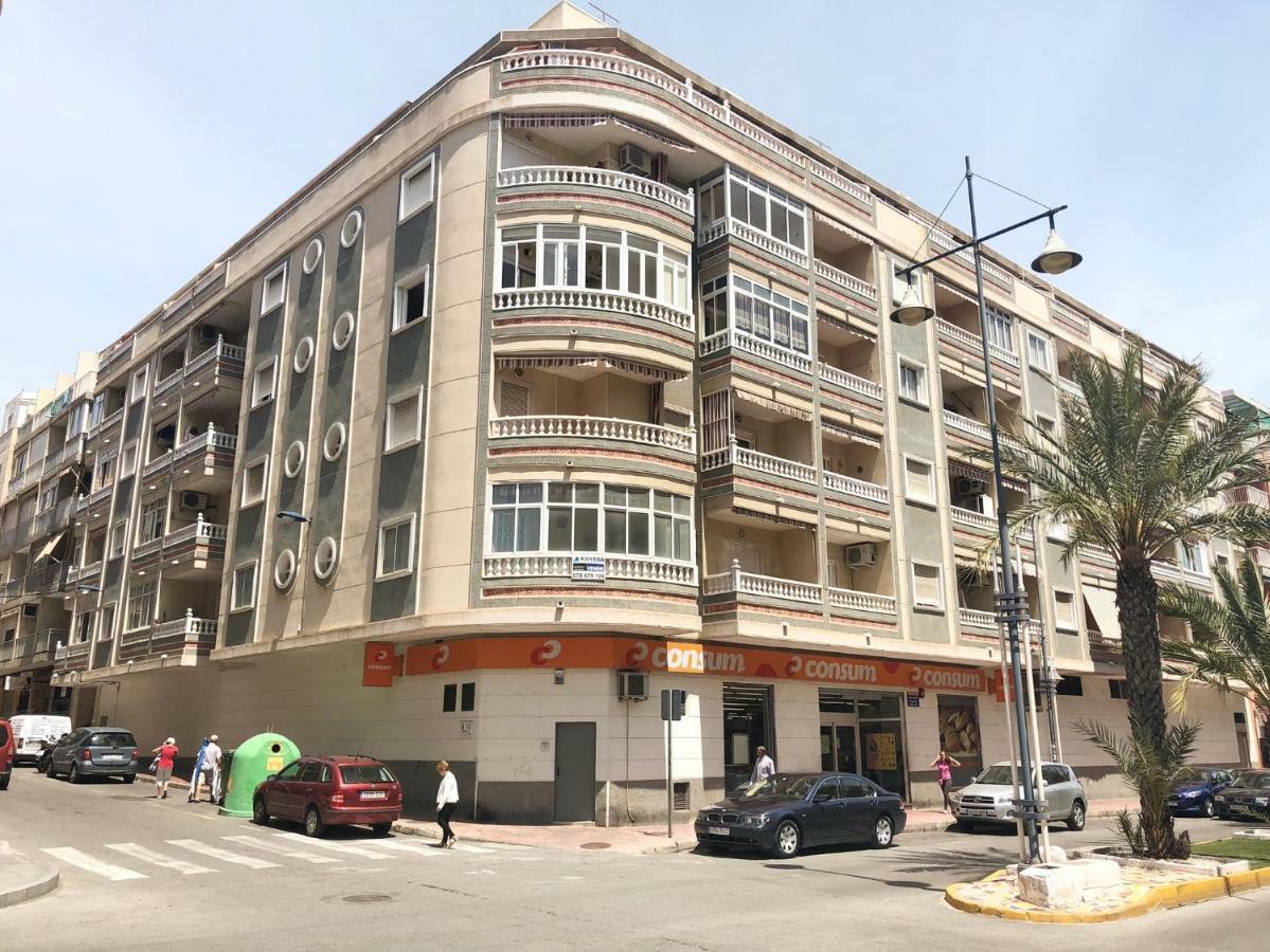Lägenhet Studio på 23 m² i Torrevieja med 1 badrum  Exteriör bild